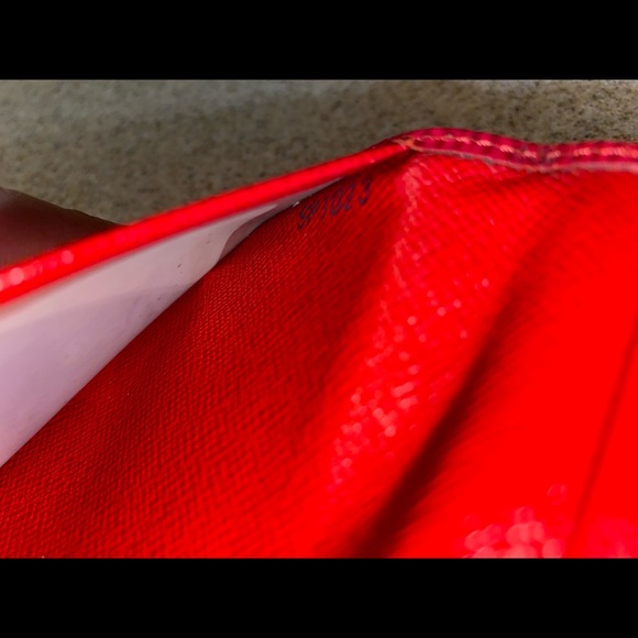 Louis Vuitton Epileather Mens Wallet Red RARE - Picture 5 of 5